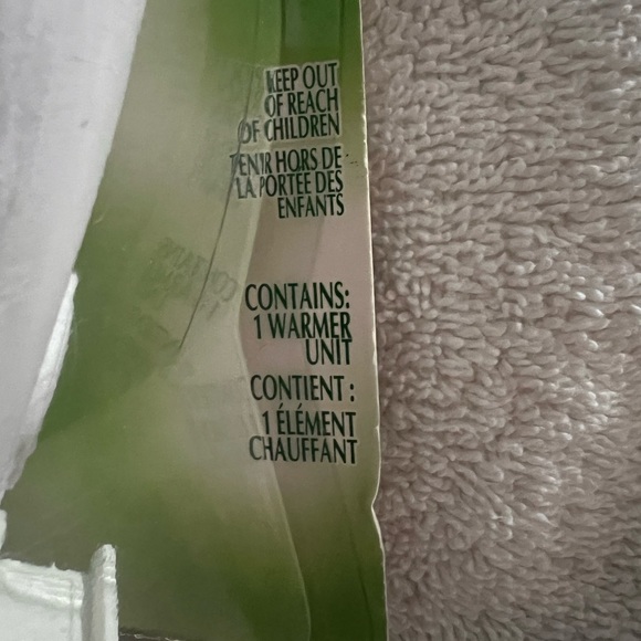 Air Wick Scented Oil Warmer Old Style Wall Plug Almost Vintage 2004 New Sealed - Picture 3 of 8